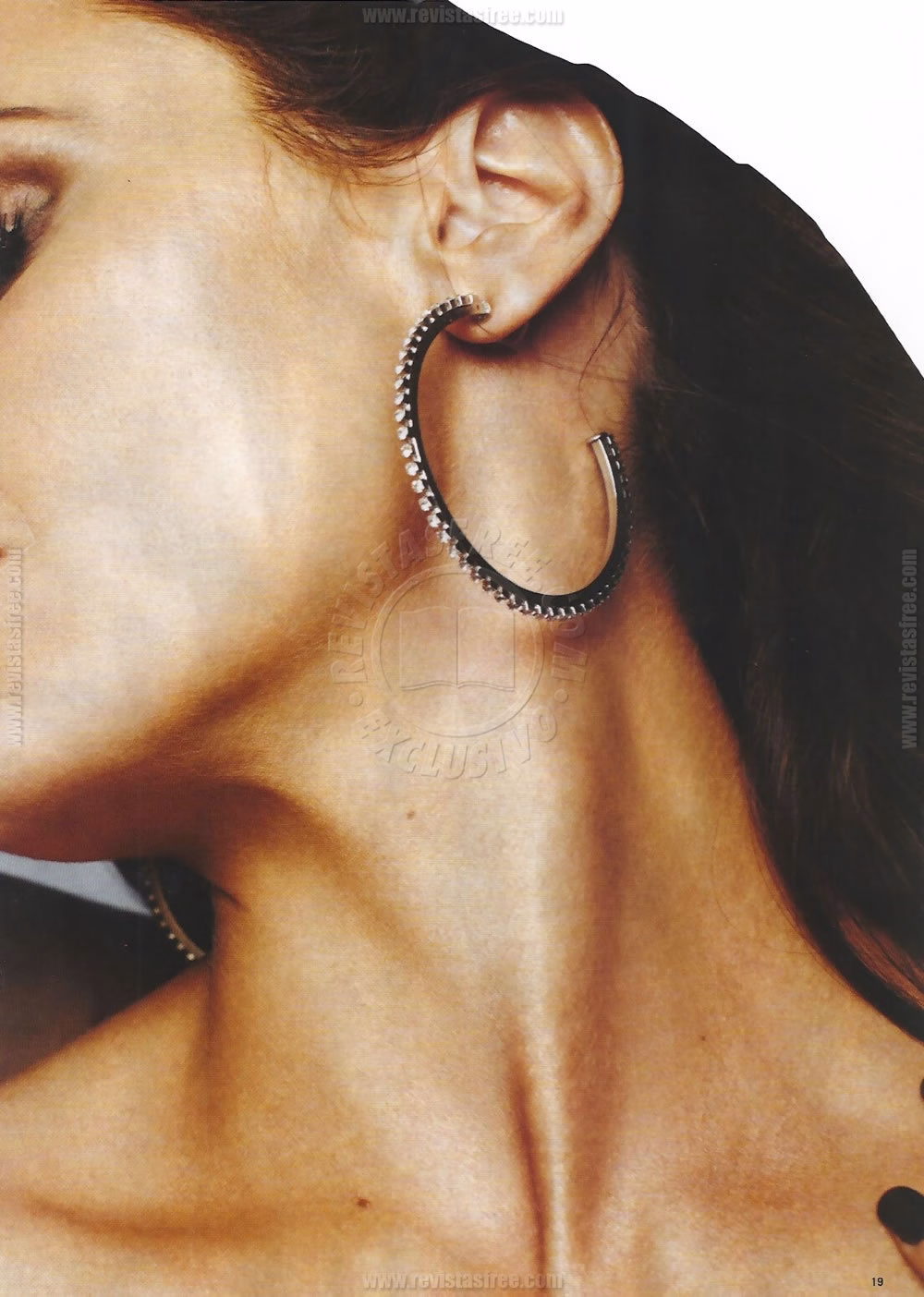 Revista Playboy  2012 05 Especial Os Bumbuns mais Desejadosa019