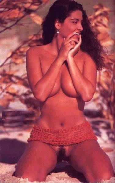 Revista Playboy  1995 04 Karen 07