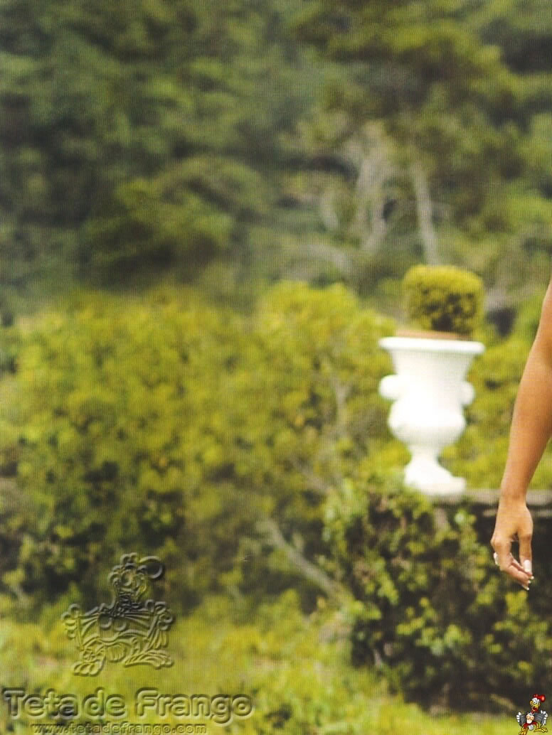 Revista Playboy  2009 09 Especial Tati Princesa do FunkScan 091001 0054