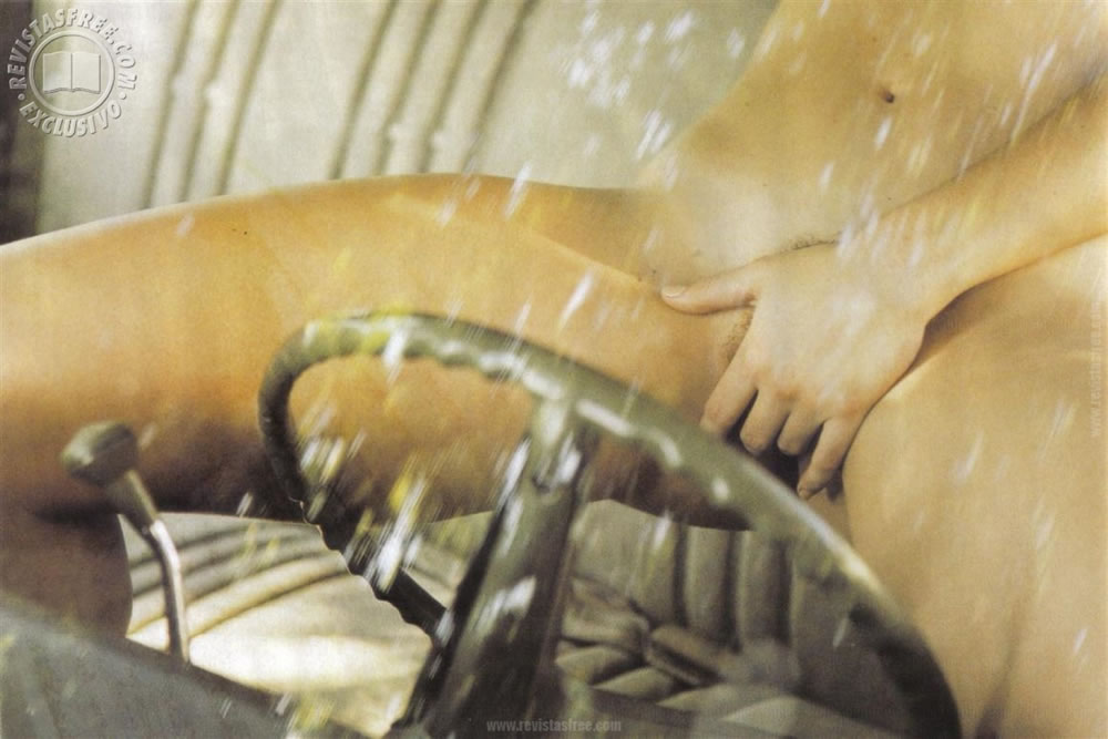 Revista Playboy  2009 07 Especial As Gatas da Fazenda42