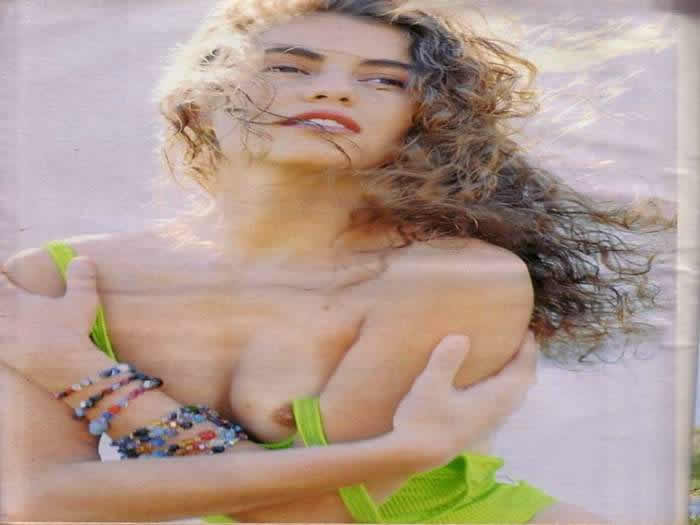 Revista Playboy  1990 01 Erica Moro 02