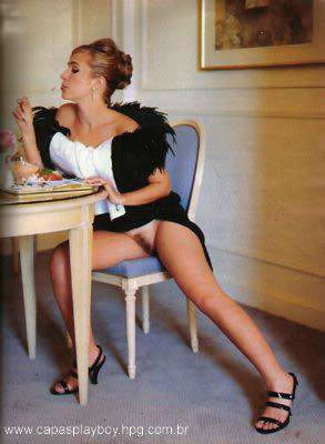 Revista Playboy  1995 12 Andrea Sorvetao 09