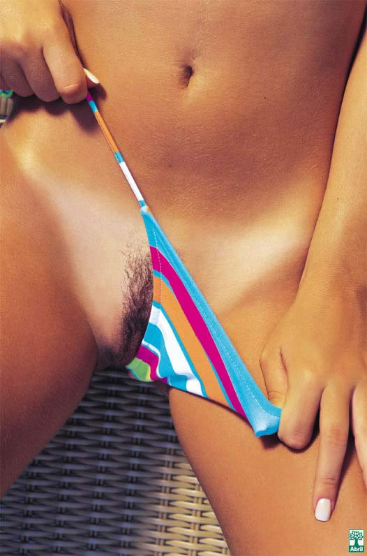 Revista Playboy  2004 04 Livia LemosLivia Lemos 12