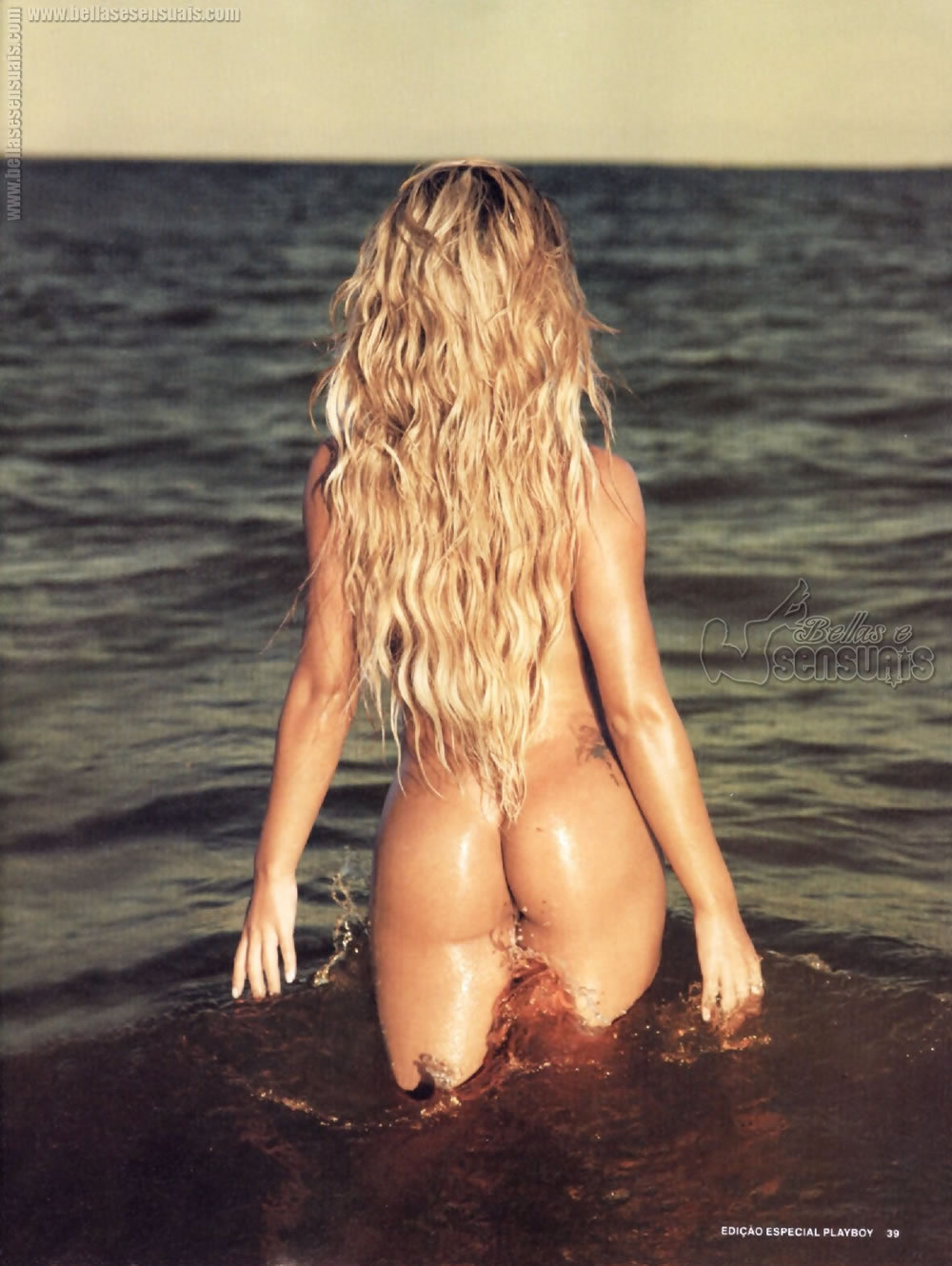 Revista Playboy  2014 11 Especial Vem Chegando o Verao38