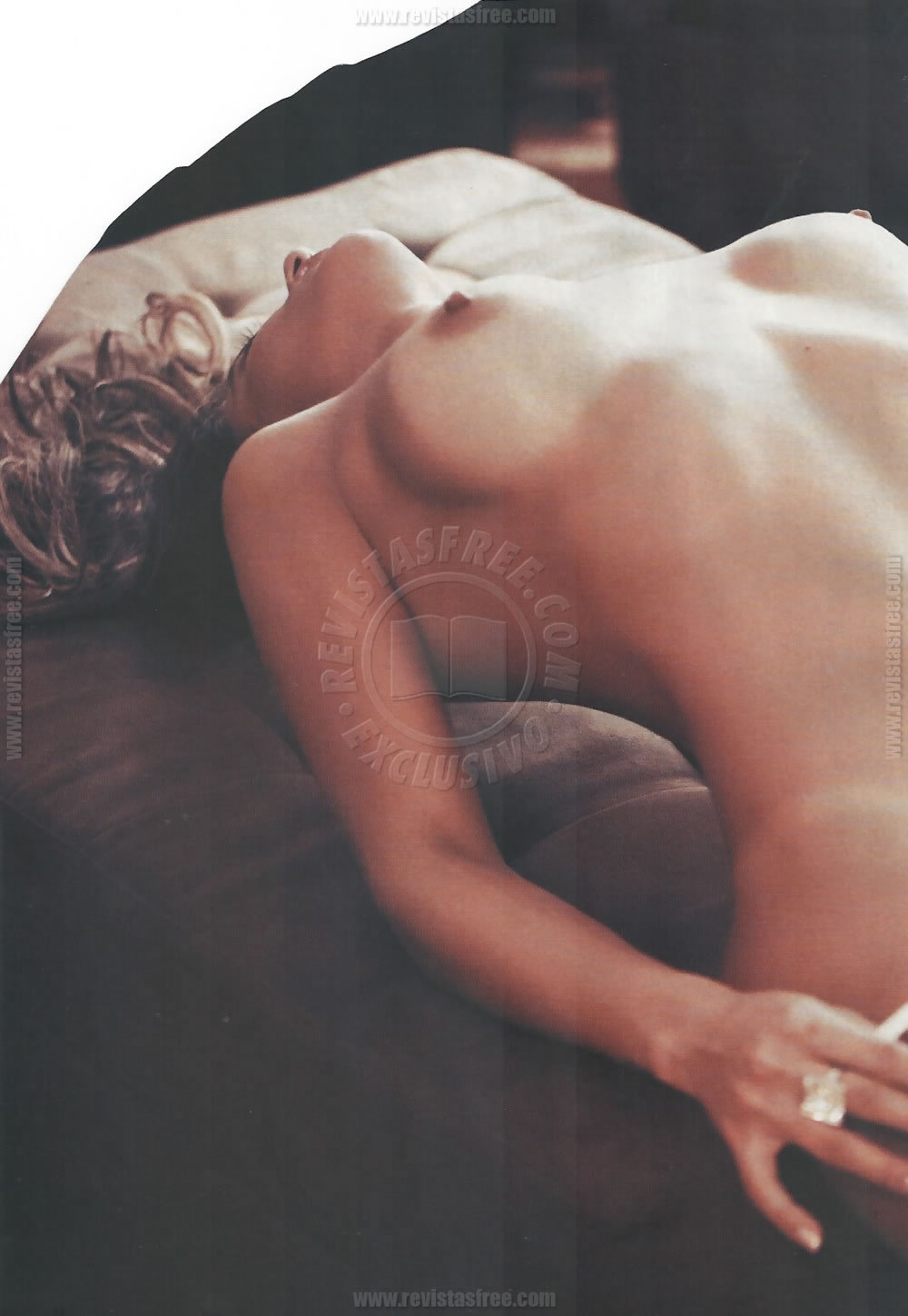 Revista Playboy  2012 05 Especial Os Bumbuns mais Desejadosa049