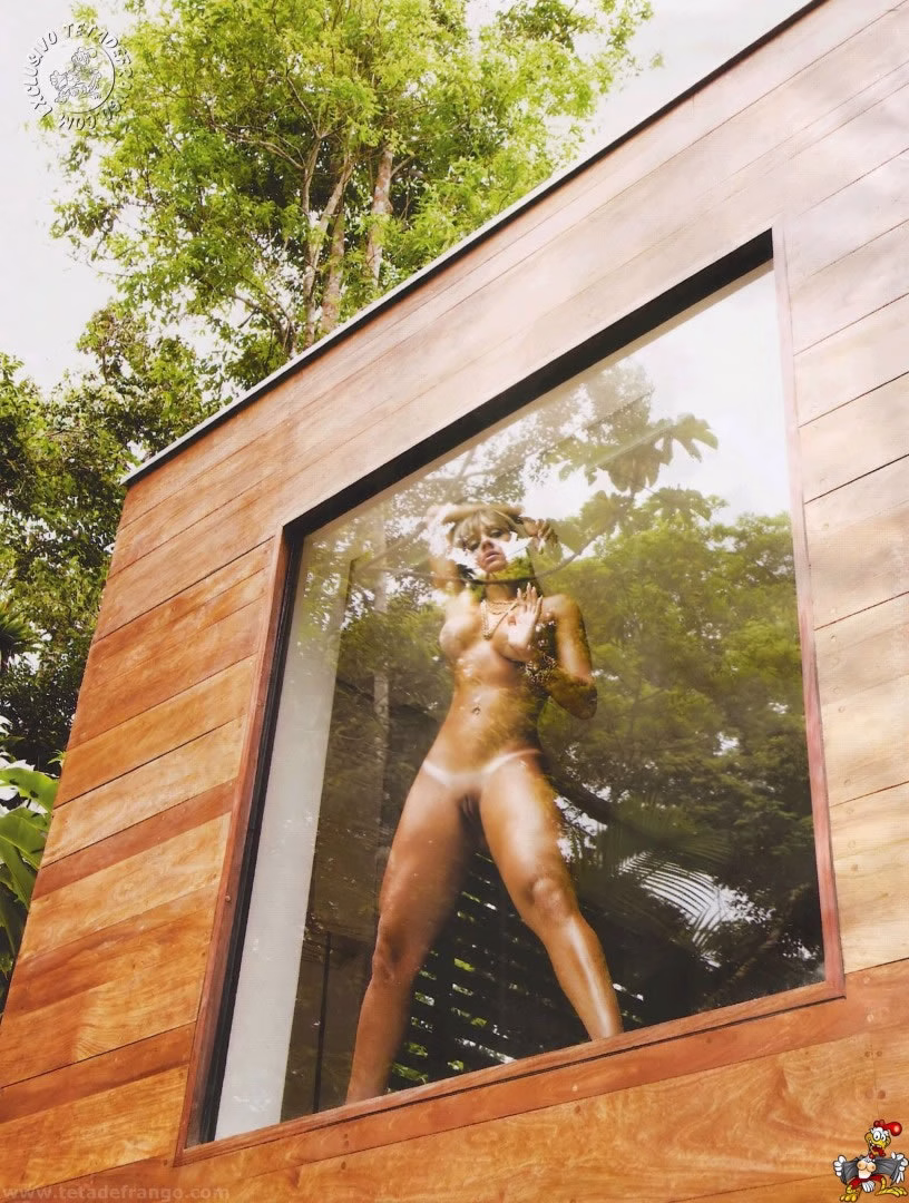 Revista Playboy  2011 10 Especial PanicatsBJ Share MQM 4