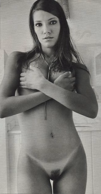 Revista Playboy  2000 07 Vanessa SchutzVanessa Schutz 17