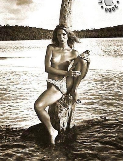 Revista Playboy  1995 03 Alexia Dechamps001