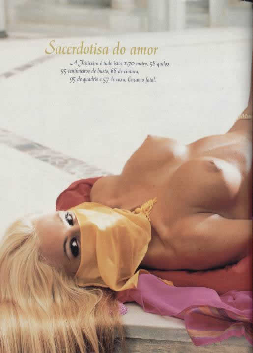 Revista Playboy  1999 12 FeiticeiraFeiticeira 14