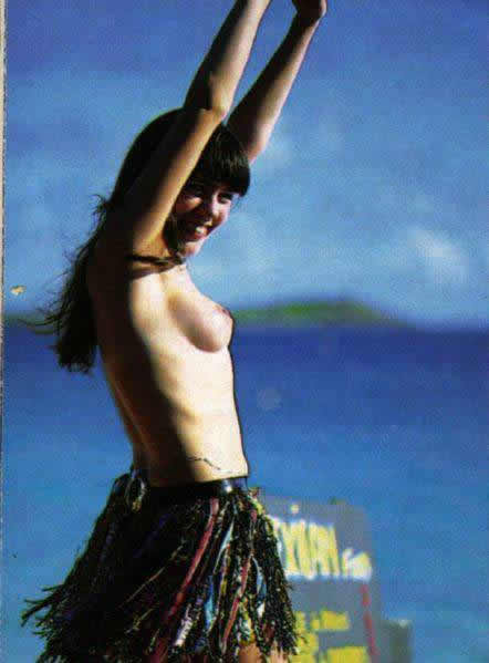 Revista Playboy  1994 12 Simony02