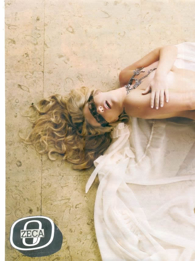 Revista Playboy  2007 08 Iris BBB708