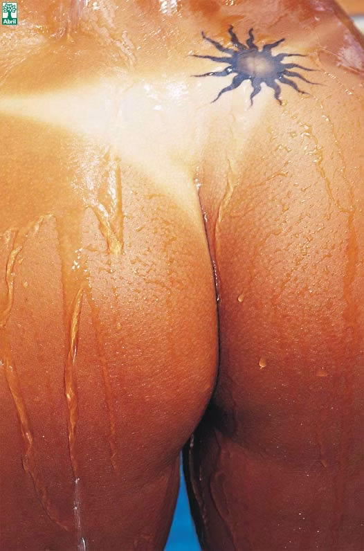 Revista Playboy  2004 03 Dany Bananinha 14