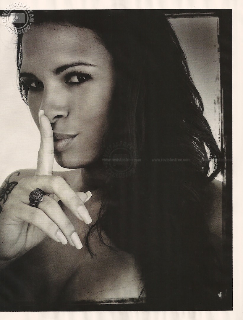 Revista Playboy  2011 04 Especial Ariadna BBB 11003