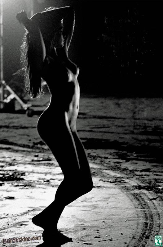Revista Playboy  2005 07 Diana Bouth 03